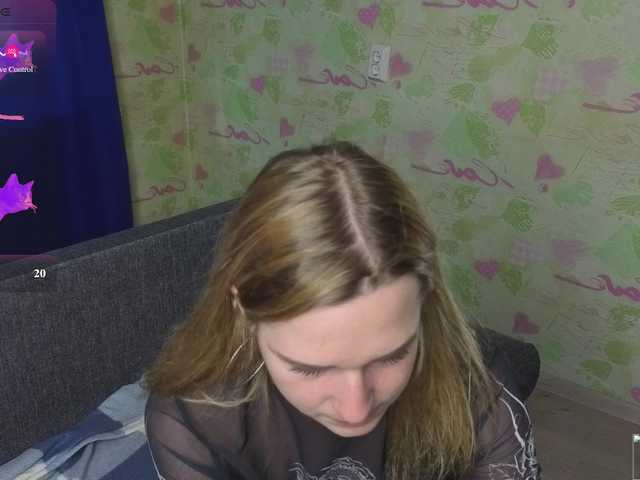 ElinaPantsoff live cam on BongaCams