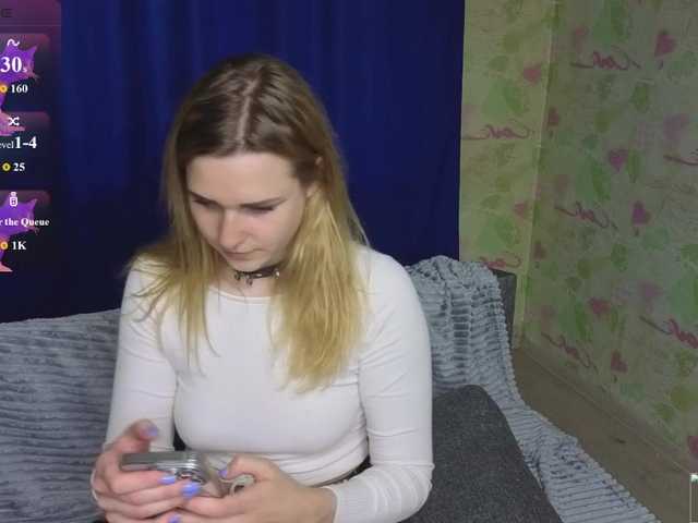 ElinaPantsoff live cam