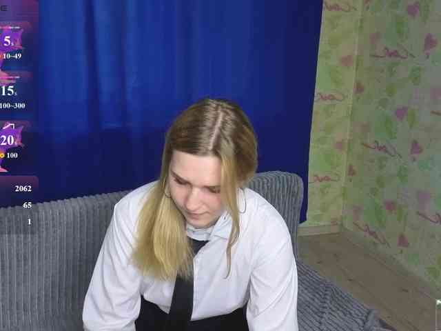 ElinaPantsoff webcam