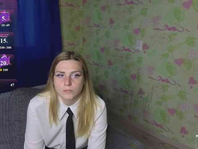ElinaPantsoff webcam