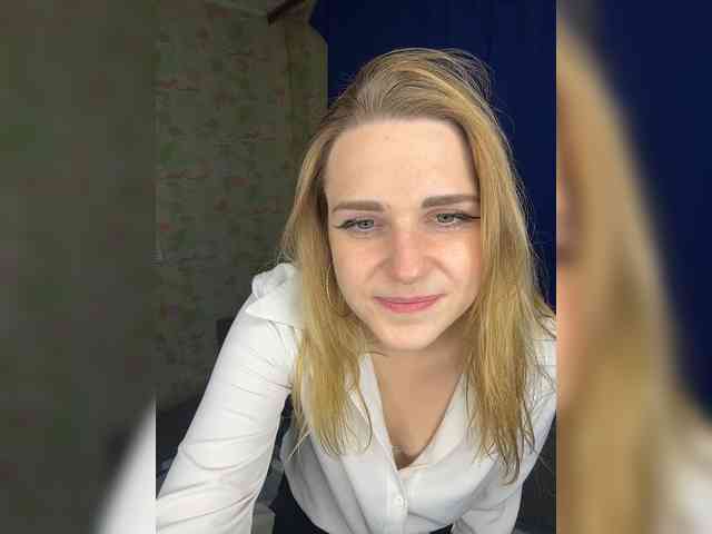 ElinaPantsoff webcam