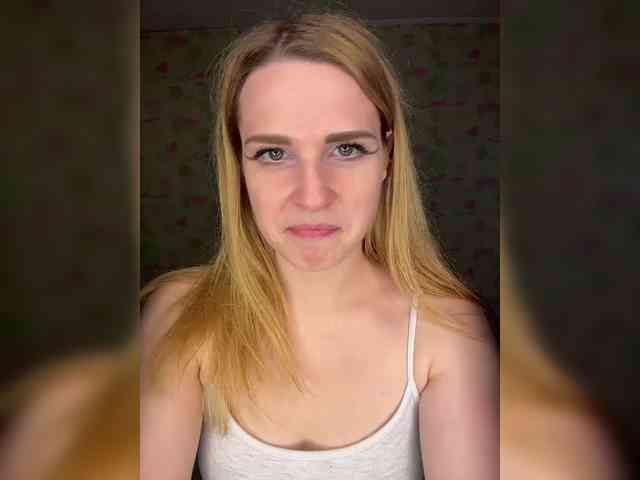 ElinaPantsoff webcam