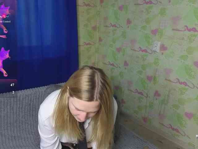 ElinaPantsoff webcam
