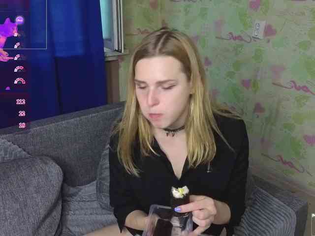 ElinaPantsoff webcam