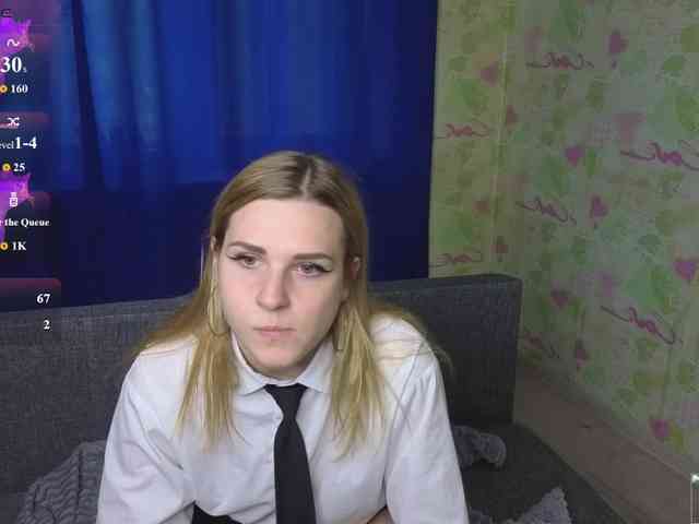 ElinaPantsoff webcam