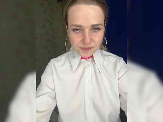 ElinaPantsoff webcam