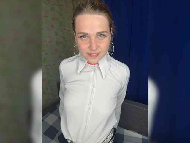 ElinaPantsoff webcam