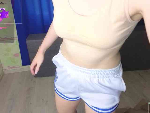 ElinaPantsoff webcam