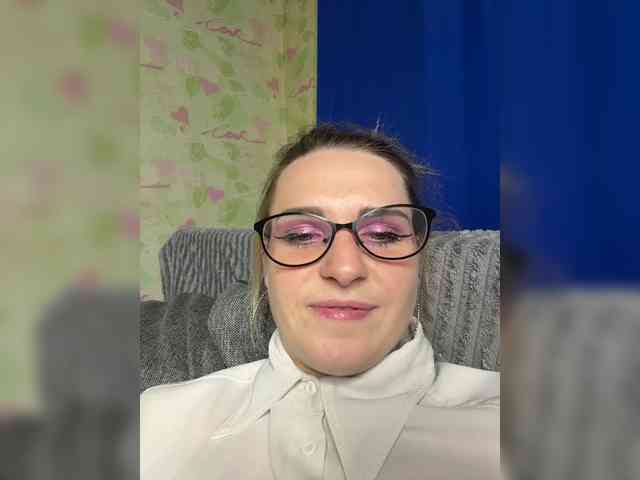 ElinaPantsoff webcam