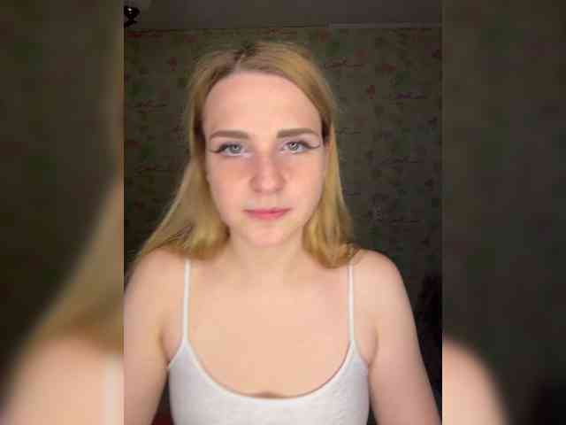 ElinaPantsoff webcam