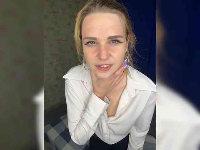 ElinaPantsoff webcam