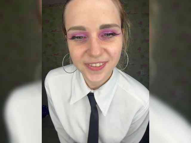 ElinaPantsoff webcam