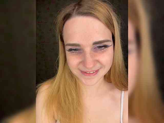 ElinaPantsoff webcam