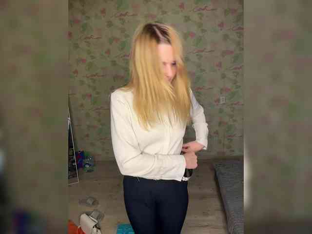 ElinaPantsoff webcam
