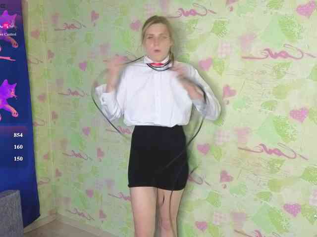 ElinaPantsoff webcam