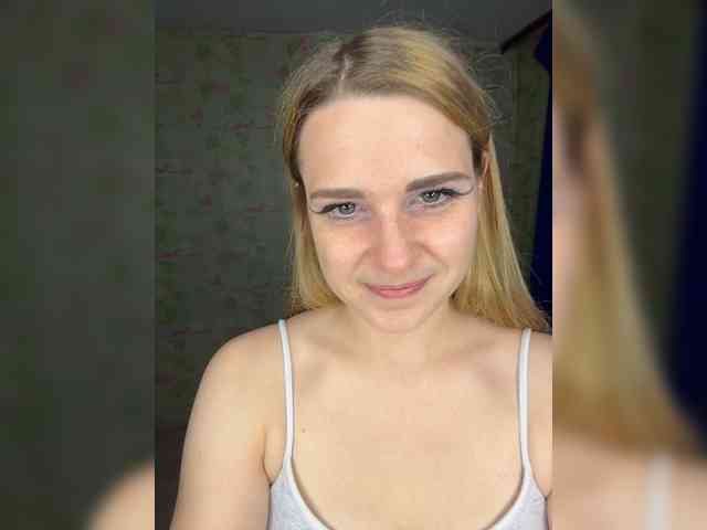 ElinaPantsoff webcam
