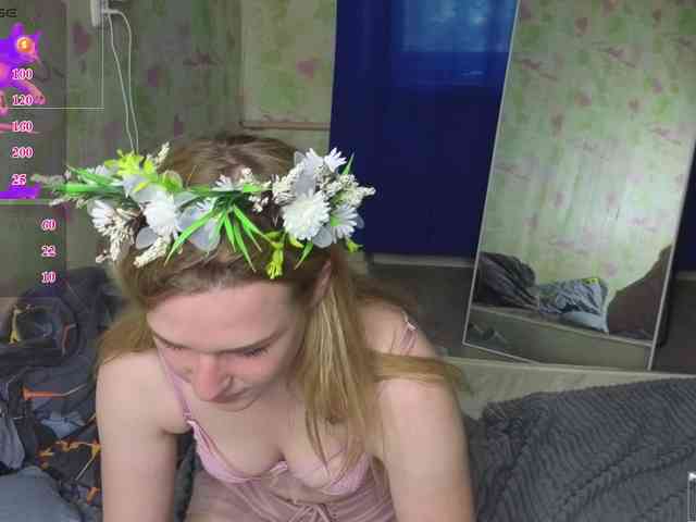 ElinaPantsoff webcam