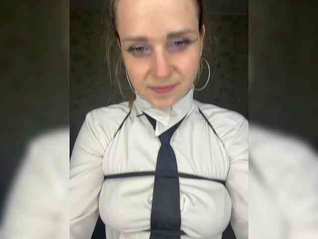 ElinaPantsoff webcam