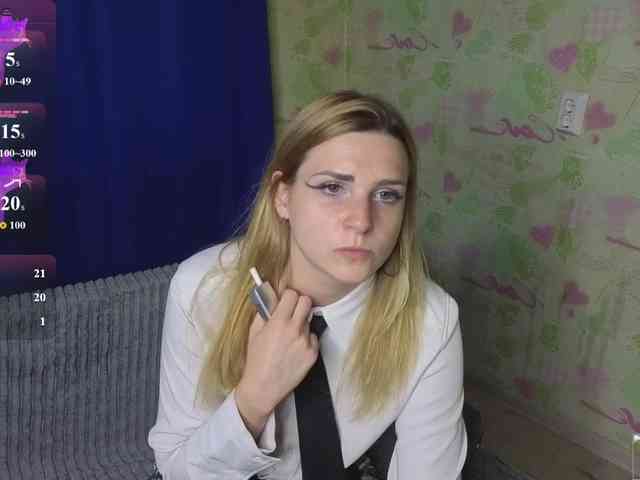 ElinaPantsoff webcam