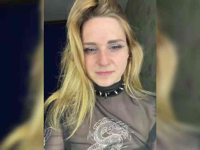 ElinaPantsoff webcam
