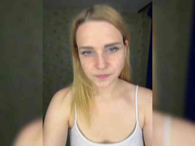 ElinaPantsoff webcam