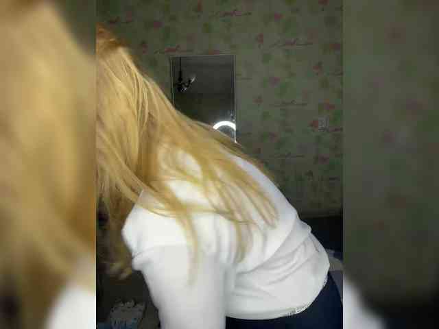 ElinaPantsoff webcam