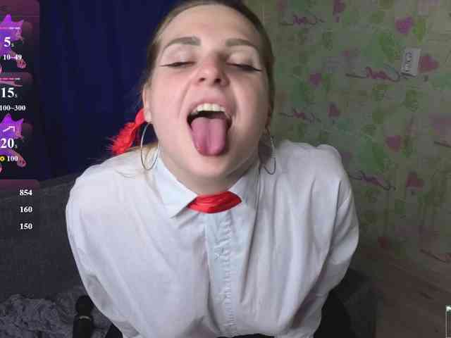 ElinaPantsoff webcam