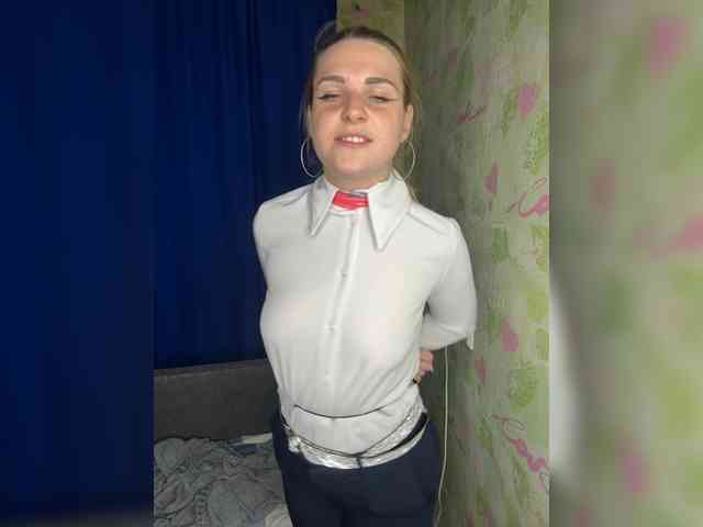 ElinaPantsoff webcam