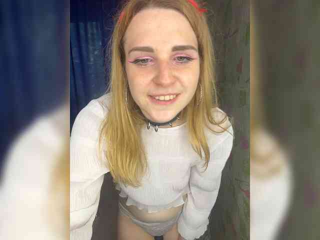 ElinaPantsoff webcam