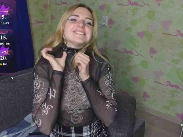ElinaPantsoff webcam