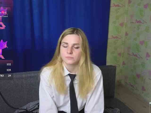 ElinaPantsoff webcam