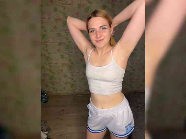 ElinaPantsoff webcam