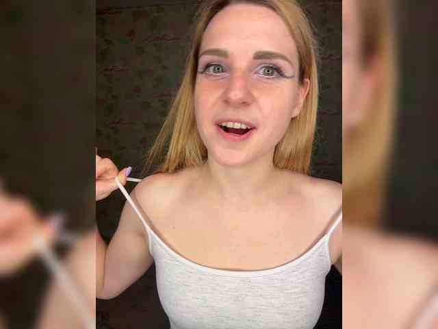 ElinaPantsoff webcam