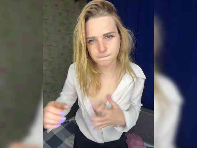 ElinaPantsoff webcam