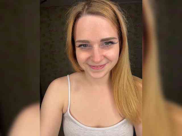 ElinaPantsoff webcam