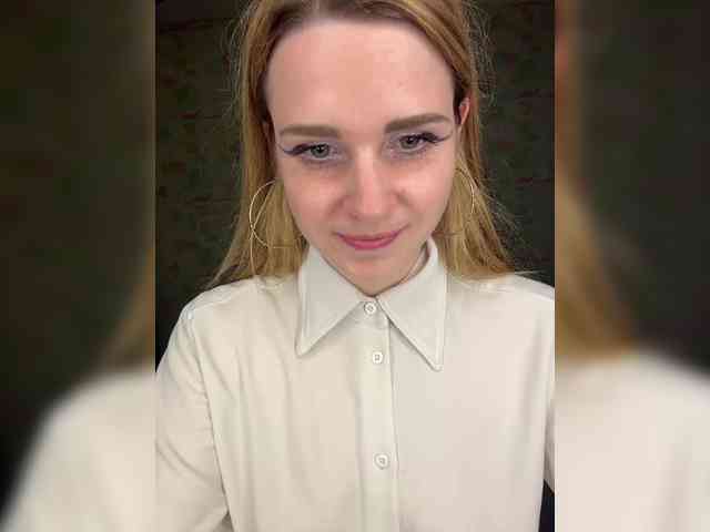 ElinaPantsoff webcam