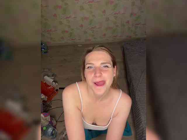 ElinaPantsoff webcam