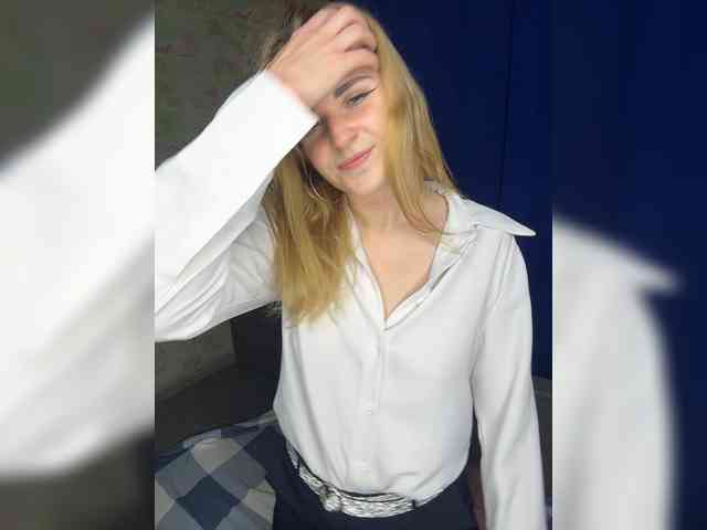 ElinaPantsoff webcam