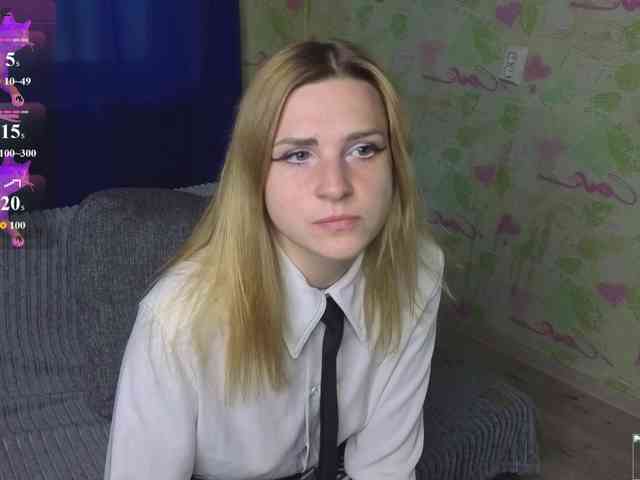 ElinaPantsoff webcam