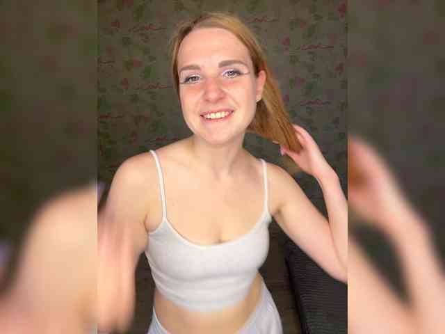ElinaPantsoff webcam