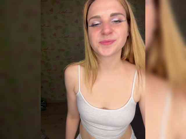ElinaPantsoff webcam