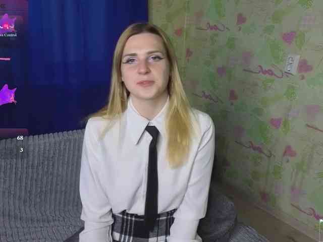 ElinaPantsoff webcam