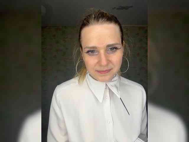 ElinaPantsoff webcam