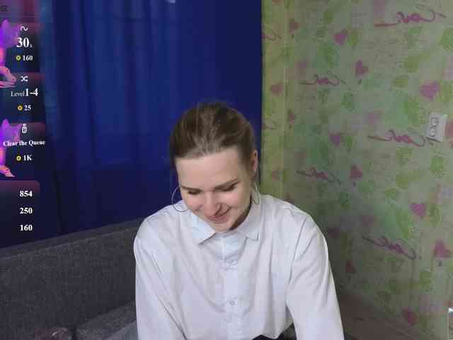 ElinaPantsoff webcam