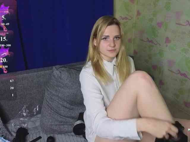 ElinaPantsoff webcam