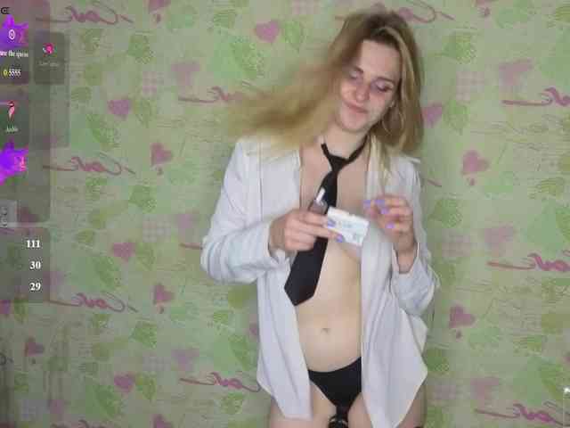 Elinapantsoff's cam show statistics and live stream