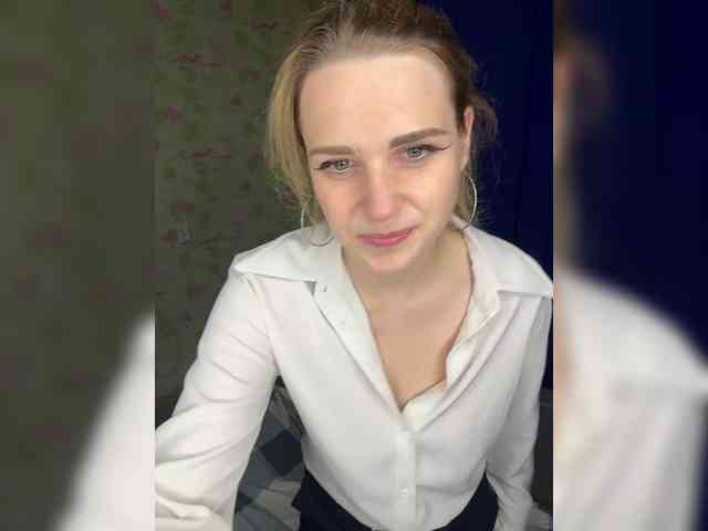 ElinaPantsoff webcam