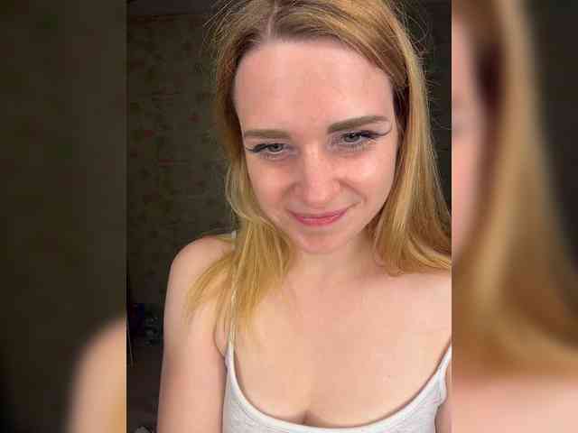 ElinaPantsoff webcam