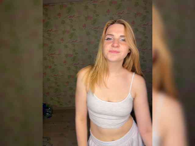 ElinaPantsoff webcam