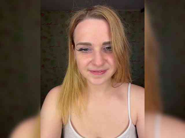ElinaPantsoff webcam